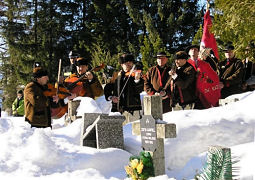 muzykanci: A. Frczysty Karbowiec, W. Leniak, St. Michałczak, T. Michalik, chorżowie sztandaru ZP O/Kocielisko: St. Krupa, A.Karpiel, J.